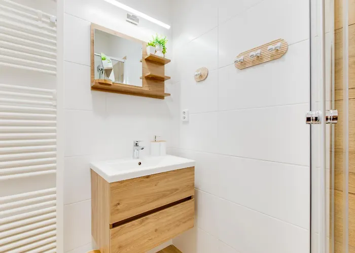 Apartment Comfy With Bedroom Nook *