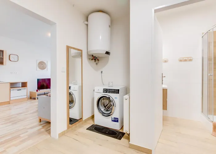Apartment Comfy With Bedroom Nook Prague
