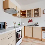 Comfy With Bedroom Nook Prága