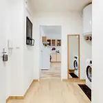 Comfy With Bedroom Nook Prága