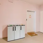 Comfy With Bedroom Nook